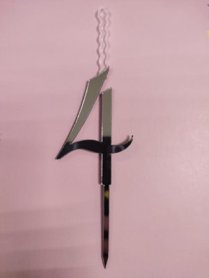 Свеча топпер цифра "4" б/к серебро Свеча топпер цифра "4" б/к серебро