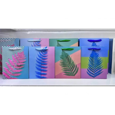 Пакет ламинат Листья микс 32*26*10 см 1 шт